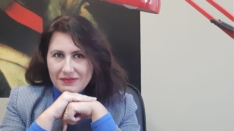 Ardita Reçi: Gazetarët shqiptarë nën regjimin monist