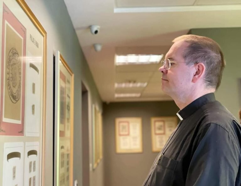 Dom Markus W. E. Peters: Që prej vizitës sime të parë në Shqipëri, nuk u besoj më rastësive