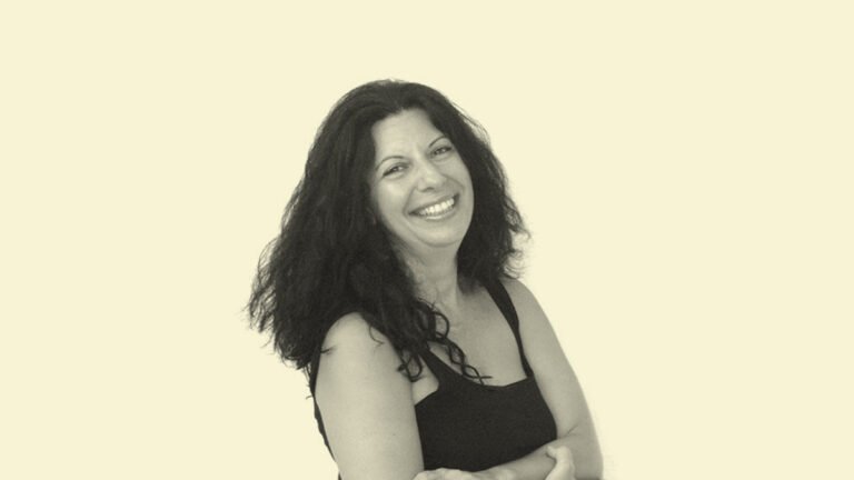 Liana Sakelliou: Ç’ka mbetur (poezi)