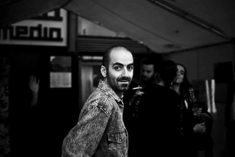 Arbër Selmani: Burrat planifikojnë për mua (poezi)