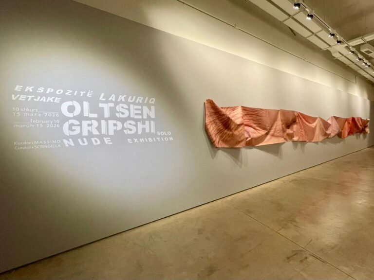 Ena Bulku: Lakuriq si akt ekzistencial