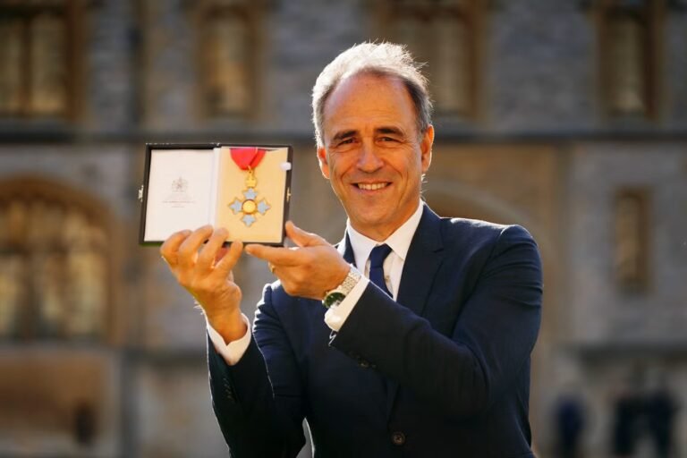Shkrimtari i njohur, Anthony Horowitz, pranon se përdor inteligjencën artificiale: “Më duket sikur po mashtroj”