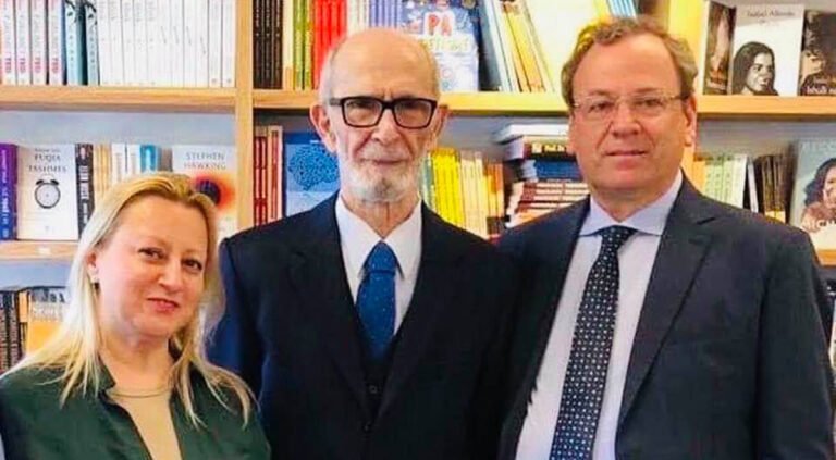 Irena dhe Fatmir Toçi: Pa Rexhep Qosen, në ditëlindjen e tij të nëntëdhjetë