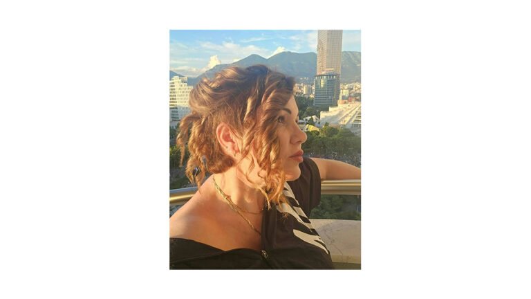 Migel Flor: Fletë të verdha (poezi)